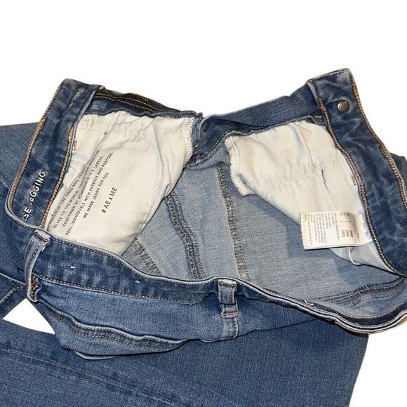 American Eagle Jegging Super Stretch Sz 2 LONG Length Med Dark Wash Denim Jeans - Picture 5 of 9